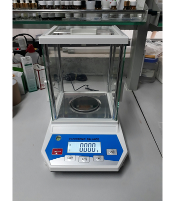 Cân phân tích 3 số lẻ 100g Labex HC-B1003