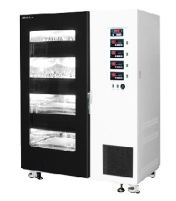 Tủ ấm lắc có làm lạnh 4 tầng, có đèn chiếu sáng Labtech LSI-5004ML